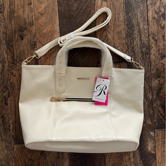 Rampage Cream Purse With Strap - Picture 7 of 7